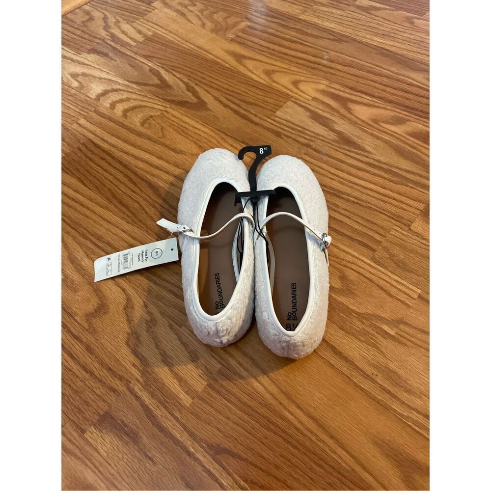 No Boundaries Cream Fuzzy Ballet Flat Buckle Women’s 8.5 New - Picture 5 of 5